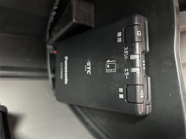 0404411A30260305W00107.jpg