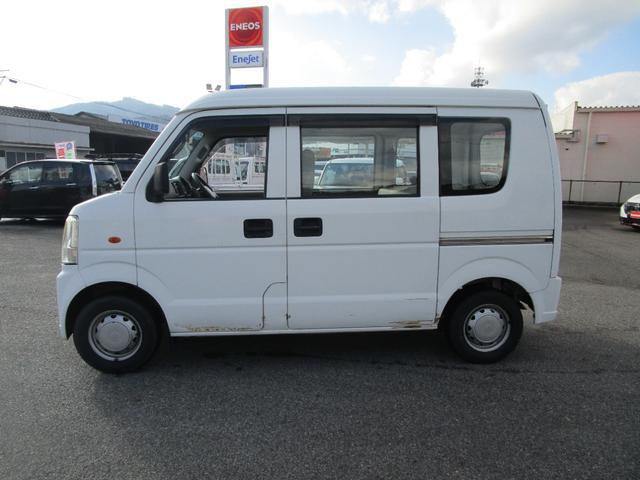 1003108A30260203W00113.jpg