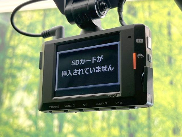 21708715_carP_l_13.jpg