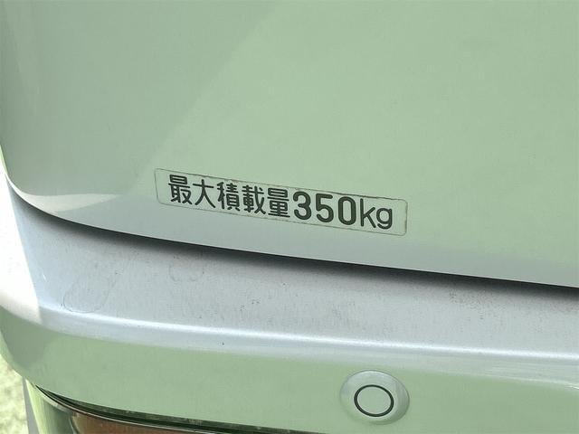 0403435A30250904W00117.jpg