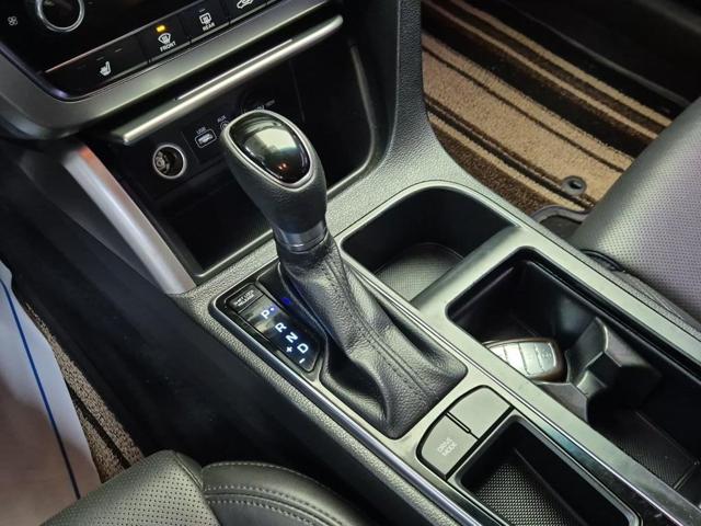 5101501825R8.jpg