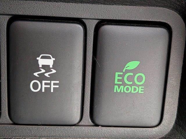0207235A20251115D00208.jpg