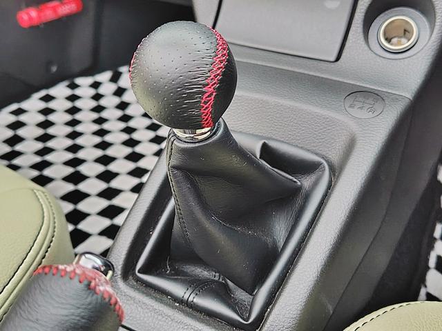 0207993A30260112W00305.jpg