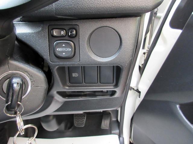 0500199A20251014W00117.jpg
