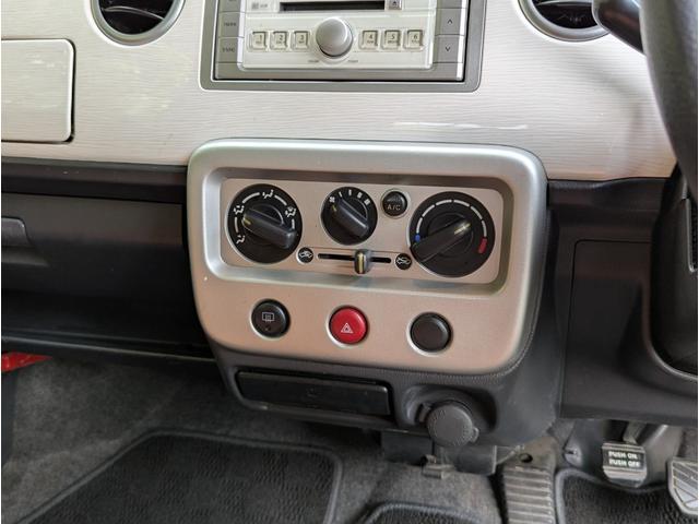 1101968A30260305W00408.jpg