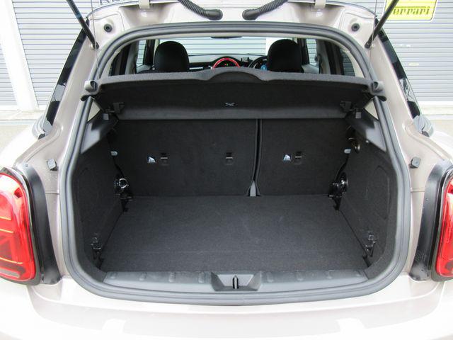 a35edc29f9721e81f8212b8c8a69678f.jpg