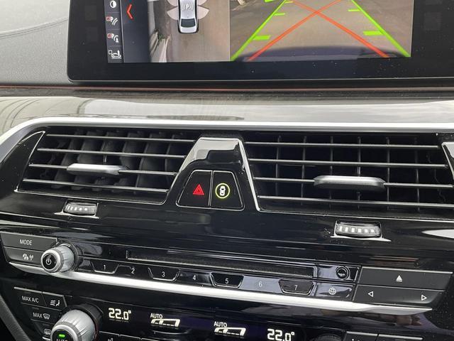 23088626_carP_l_6.jpg