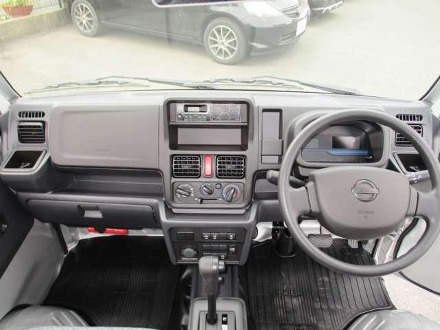 0800471A30260406W00103.jpg