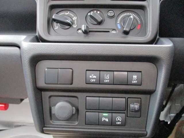 0800471A30260406W00107.jpg