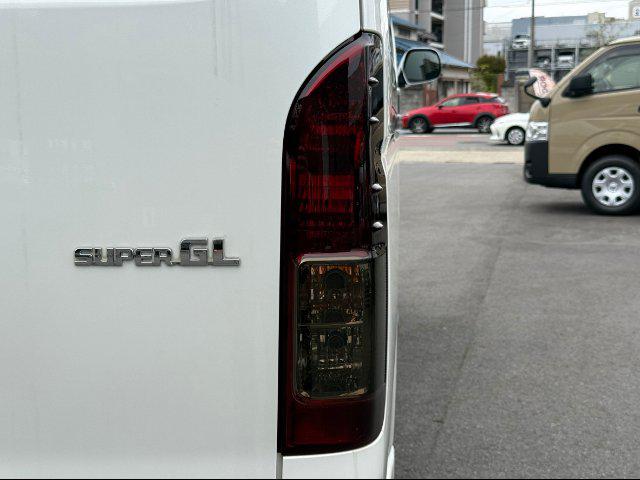 8e3393983a1875721ab90e75b9336dc4.jpg