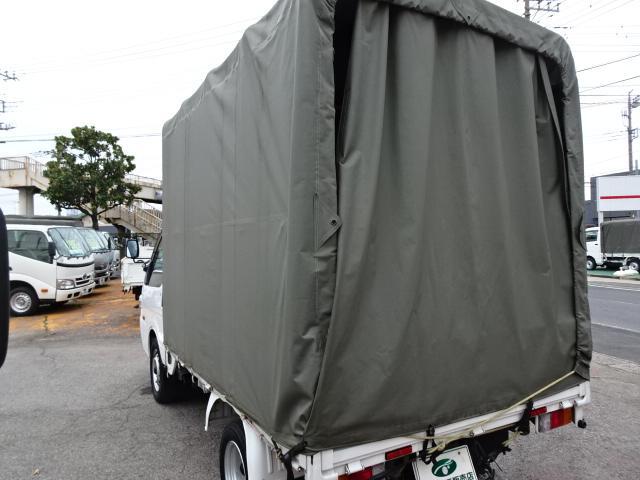 0501894A30251031W00107.jpg