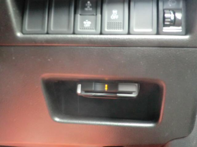 9800169A30260126W00117.jpg