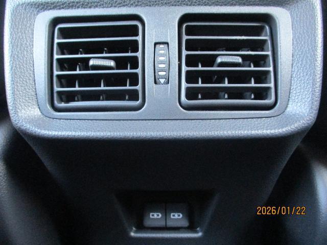 0802982A30260122W00213.jpg