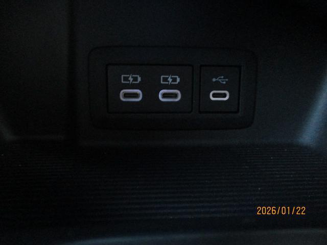 0802982A30260122W00216.jpg