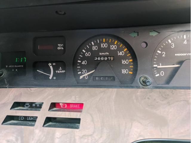 21741588_carP_l_19.jpg