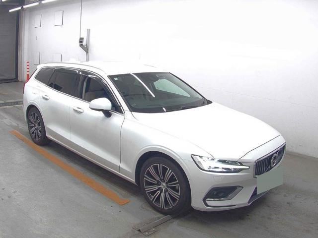 23207888_carP_l_10.jpg