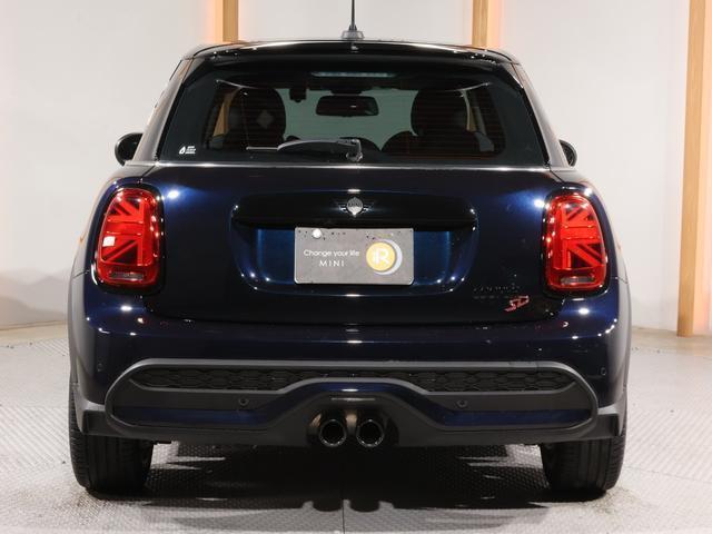23013268_carP_l_19.jpg