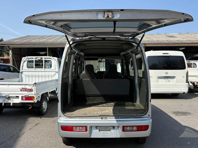 4ce65fa90e3a311e28df145da020bf5f.jpg