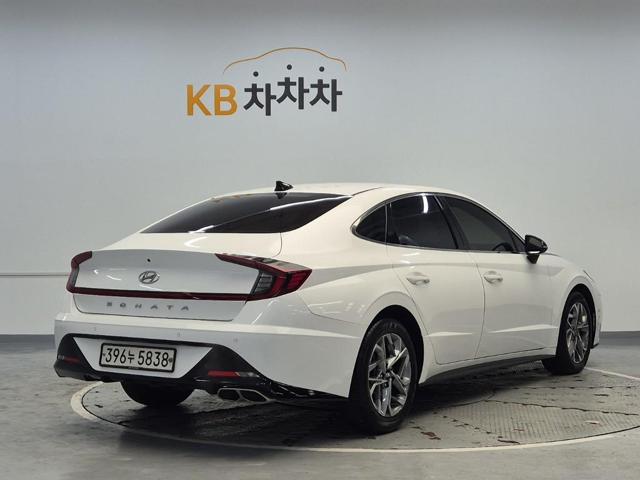 5111501888R3.jpg