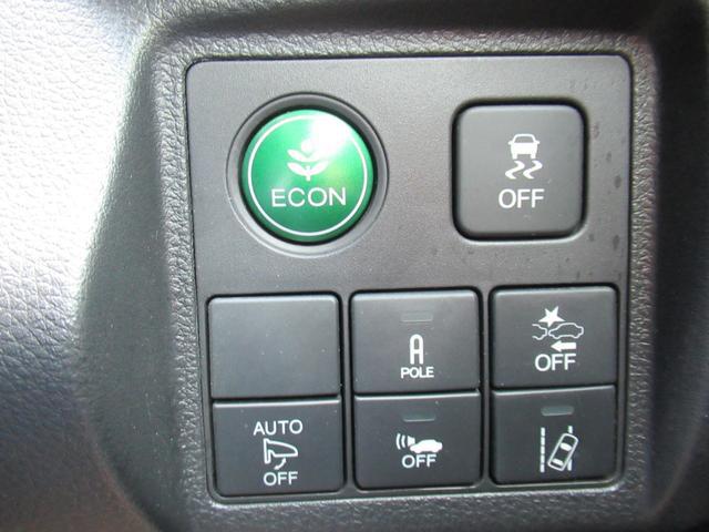 0703310A30250621W00204.jpg