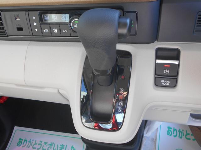 0540095A30251129W00116.jpg