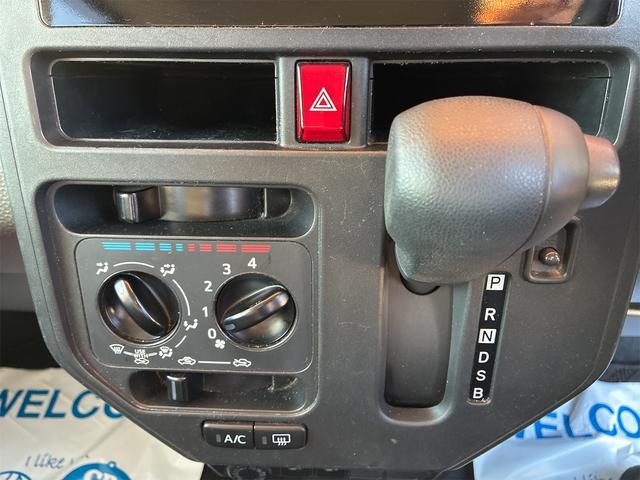 0900975A30251024W00512.jpg
