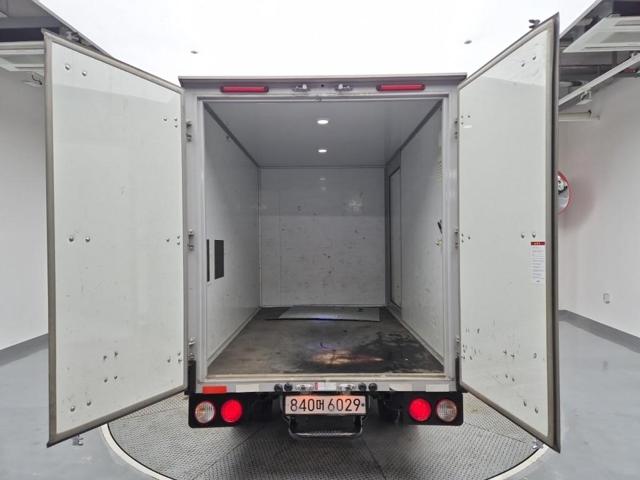 5111000837R17.jpg