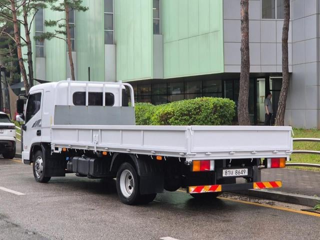 5051500609R2.jpg