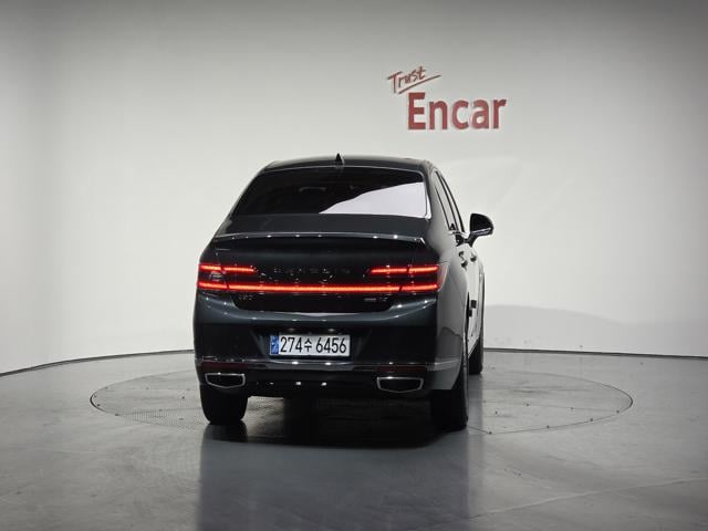 ec1386f84ac205df4a96f042ccce5f81.jpeg