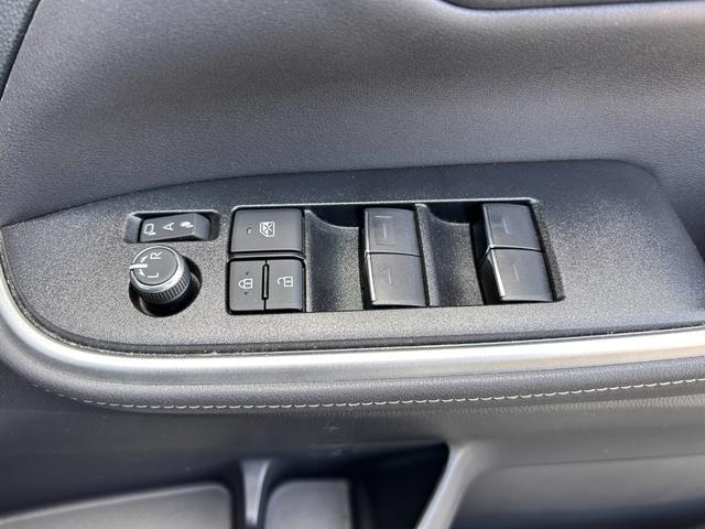 0720029A30260405W00117.jpg