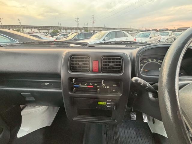 0404091A30250829W00211.jpg