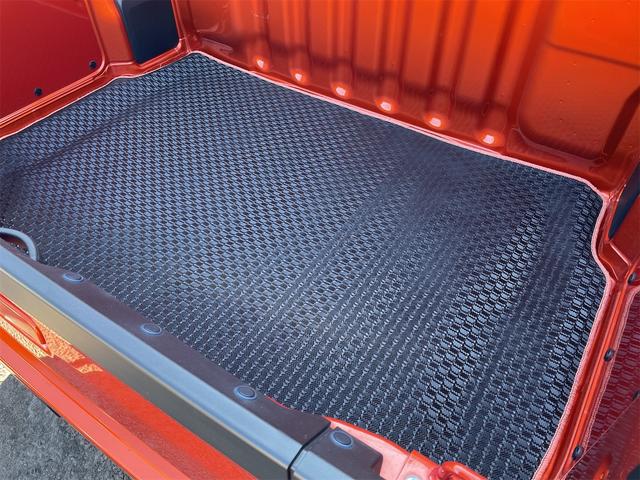 1100798A30260311W00113.jpg
