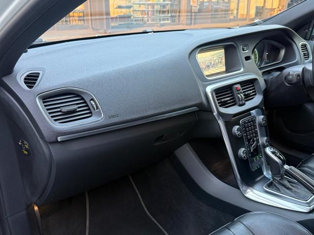1010116A30260316W00117.jpg