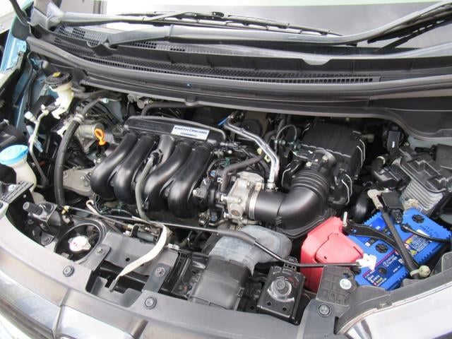 0703310A30250916W00113.jpg