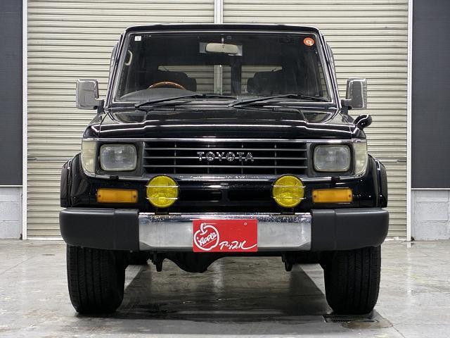 23019533_carP_l_13.jpg