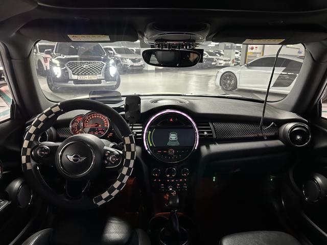 17038fef6fcfc87383018fa1d73bd87e.jpeg