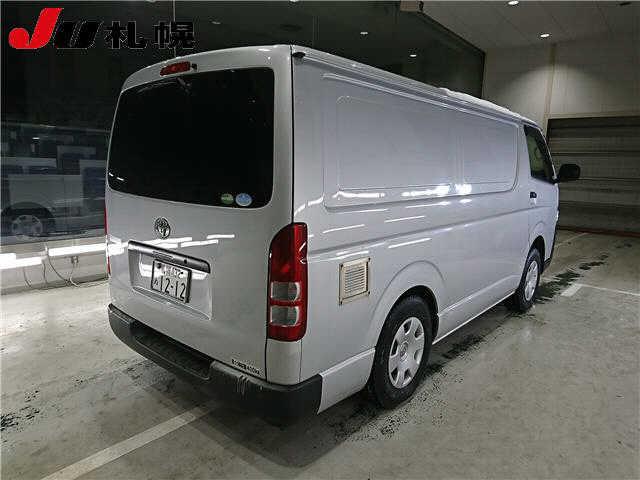 b64fc6ba31bade6d075f0662df20c8ee.jpg