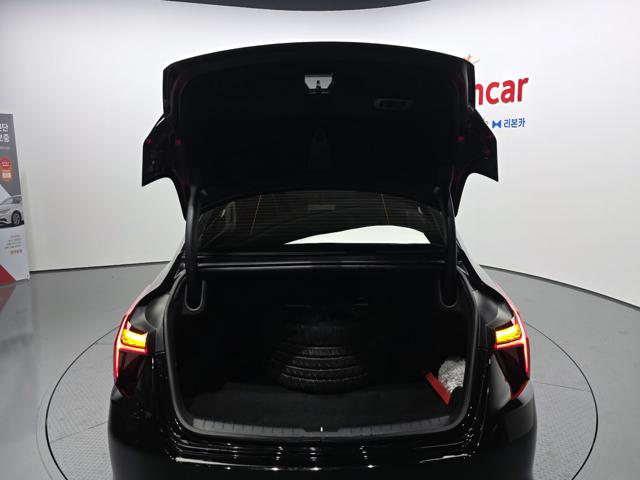 0945aee5ba534ce83b076d6a73448684.jpeg