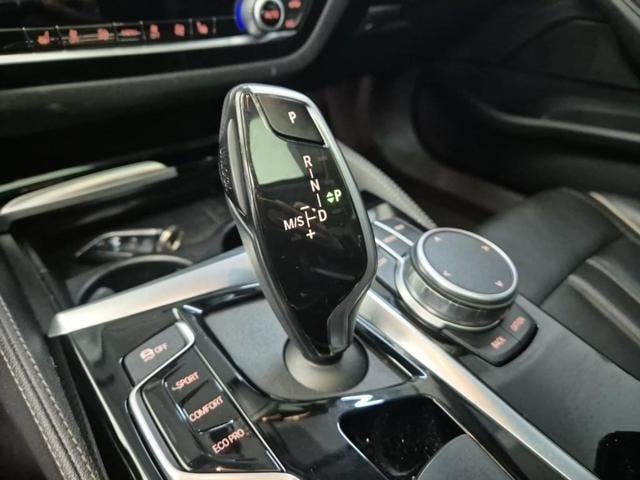 5111501105R8.jpg