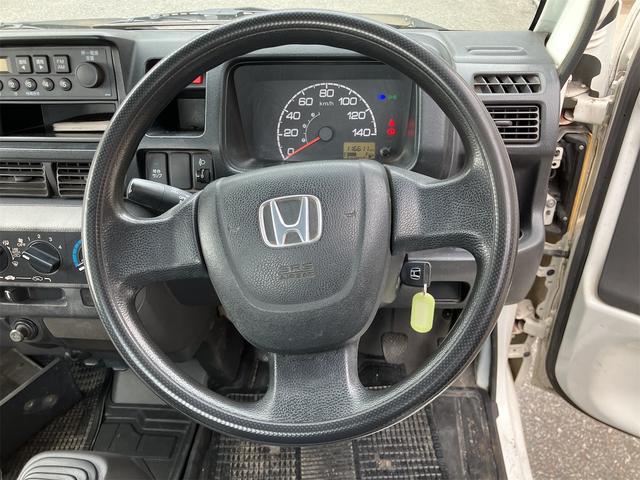 1000828A30250129W00401.jpg
