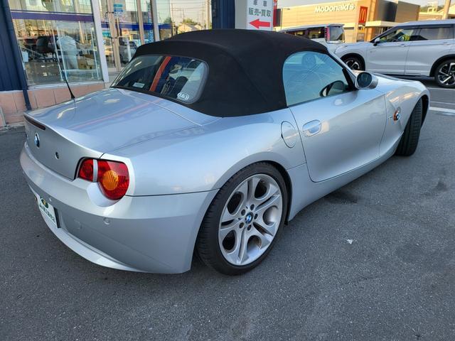9aa71927db64aa09e652fef6bb46ea9d.jpg