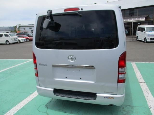 c9387d0328698fb47dbc0016825b1eaa.jpg