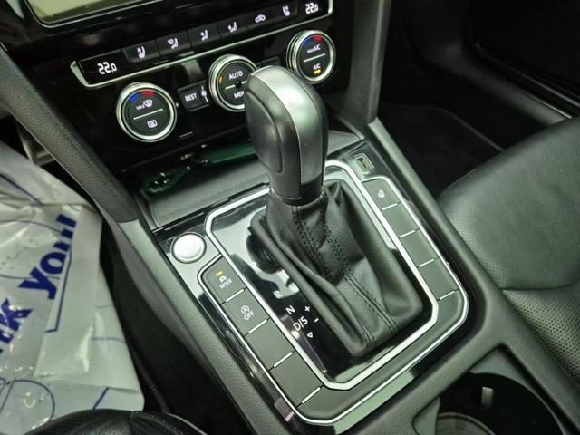 5111000617R8.jpg