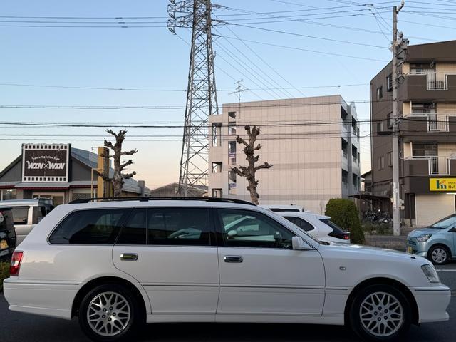 22557458_carP_l_14.jpg