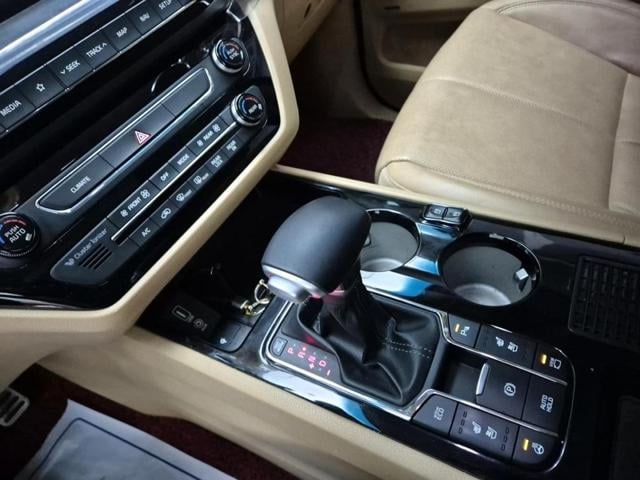 5031002024R8.jpg