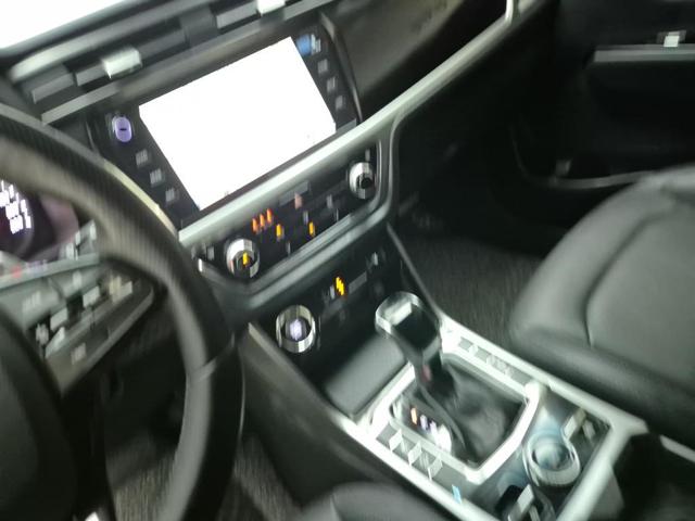 5111001603R10.jpg
