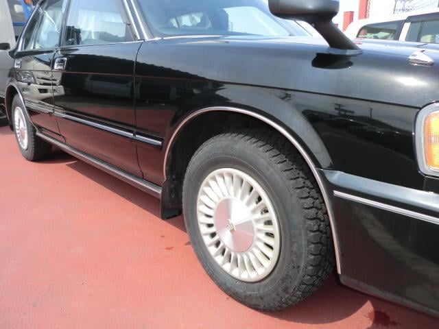 0904089A30250407W00105.jpg