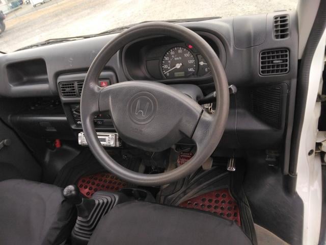 0404477A30250216W00116.jpg
