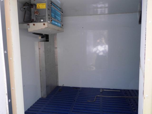 0803431A30250513W00107.jpg
