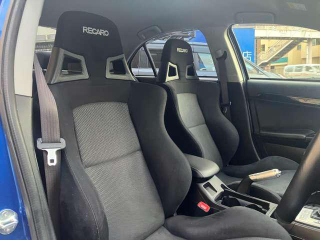 1e8cc2fca2041a26b52e15e51d9838cb.jpg